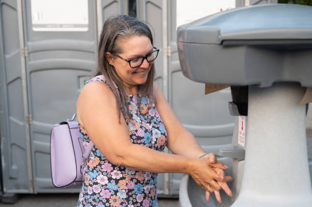 Best Portable toilet rental cost  in Dickinson, ND